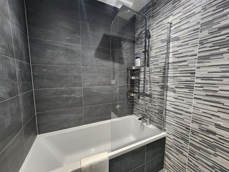 Paradigm Court, Modern 2-Bedroom Apartment F2, Oxford Extérieur photo